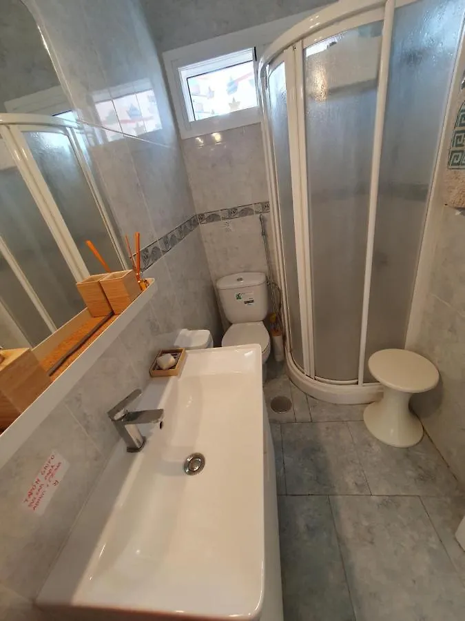 Casa La Paz Renovated Apartment In Fuengirola Center